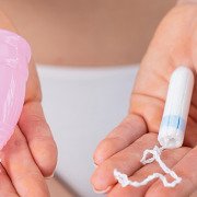 kubeczek menstruacyjny a tampon
