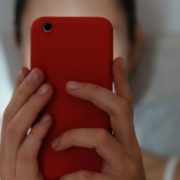uzależnienie od smartfona